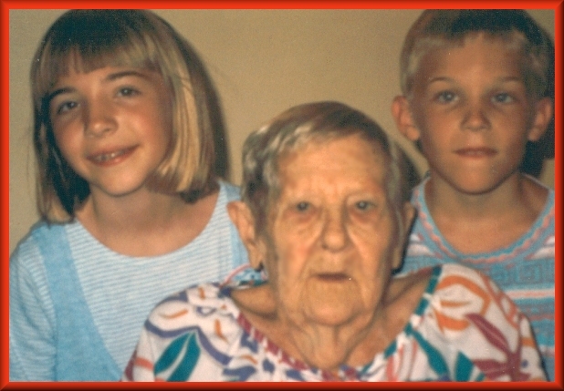 Mama with great grandkids, Stephen and Kimberly Kelly Ray